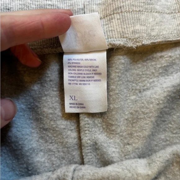 Stars Above Fleece Lounge Pants - Picture 5 of 6